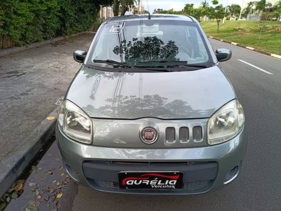 FIAT UNO 1.0 VIVACE 8V FLEX 4P MANUAL FIAT UNO 1.0 VIVACE 8V FLEX 4P MANUAL